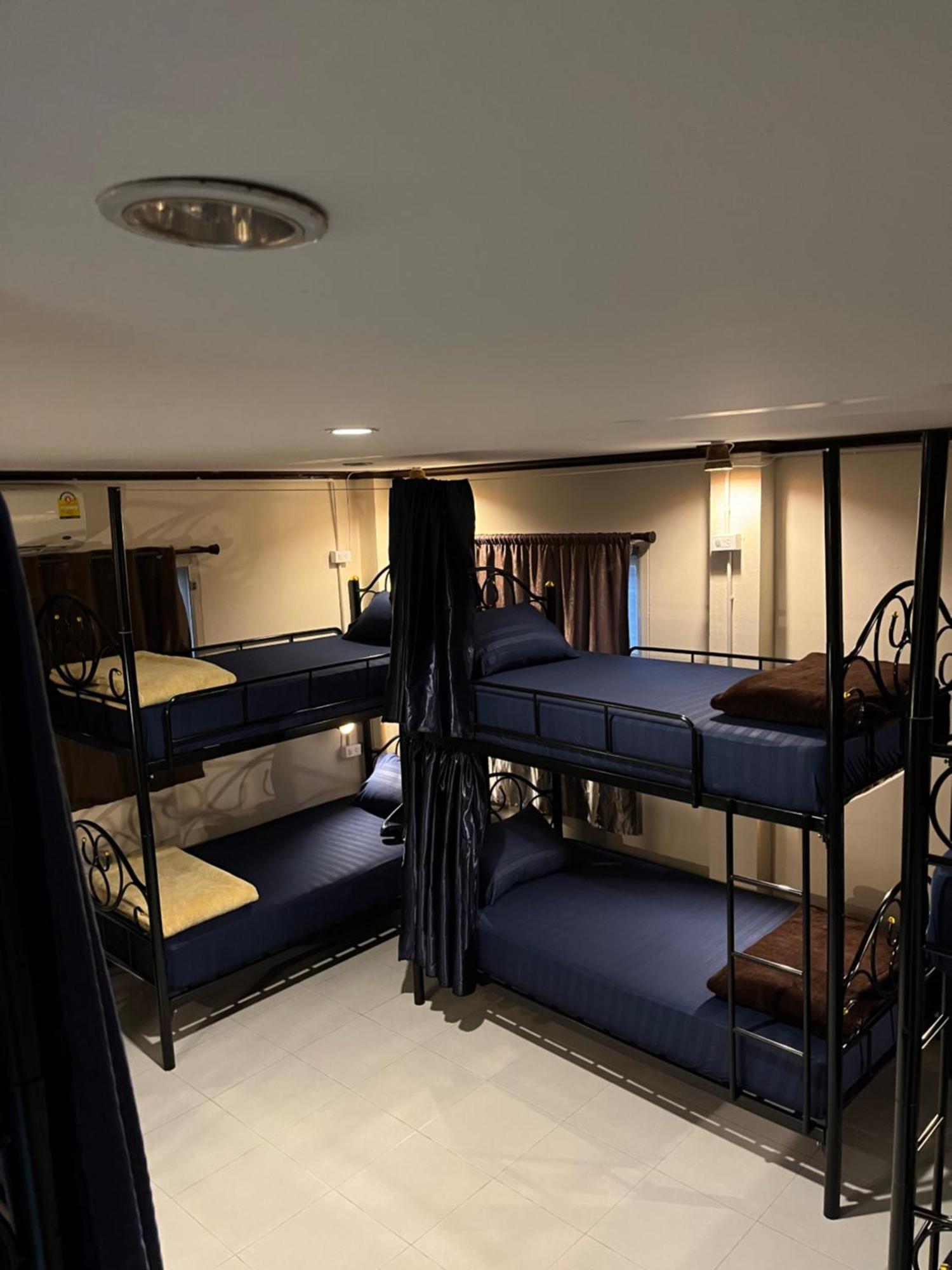 Moon Dolphin Hostel Haad Rin Bagian luar foto